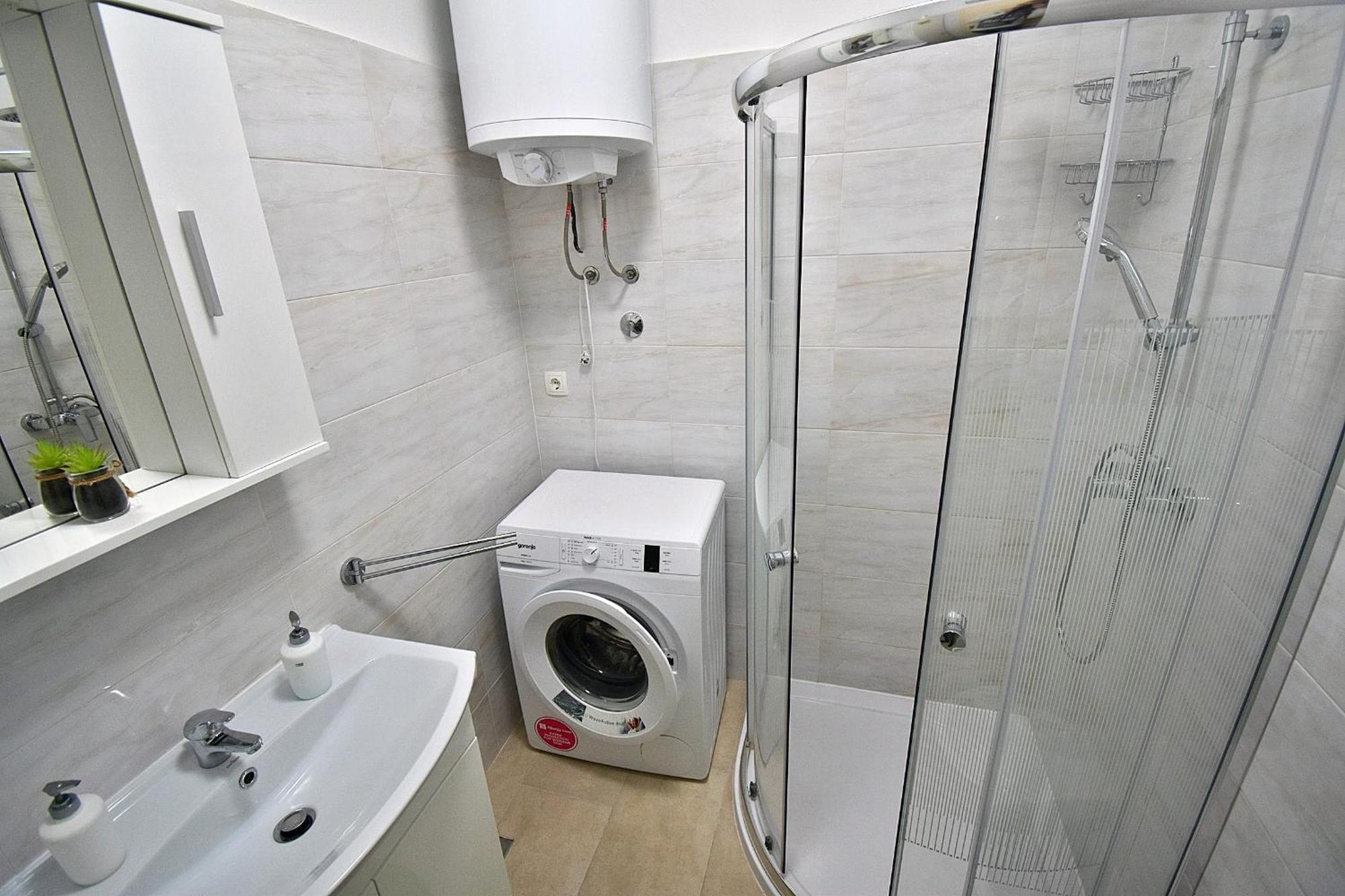 Apartment Navy Near The Beach พูลา ภายนอก รูปภาพ