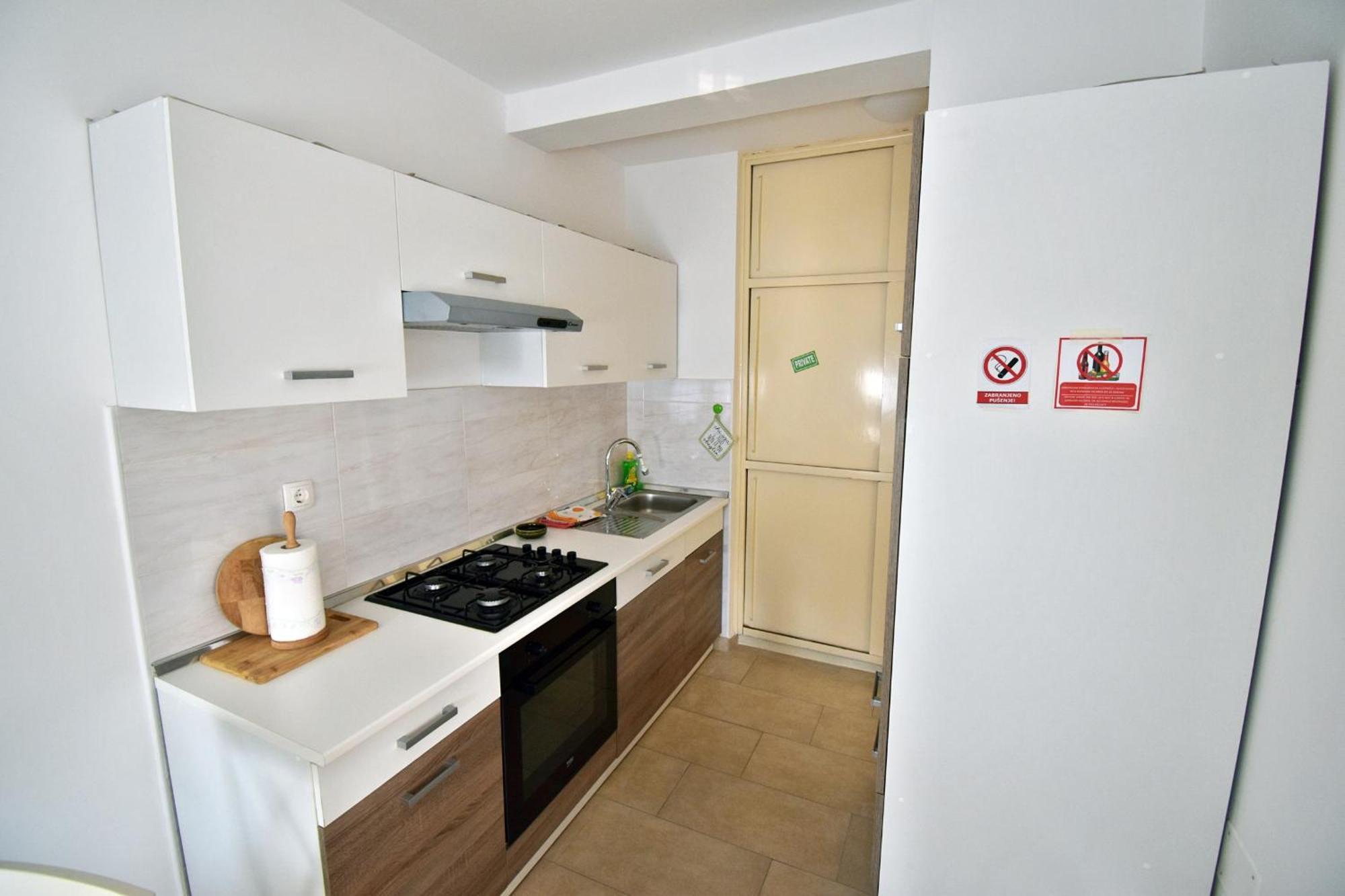 Apartment Navy Near The Beach พูลา ภายนอก รูปภาพ