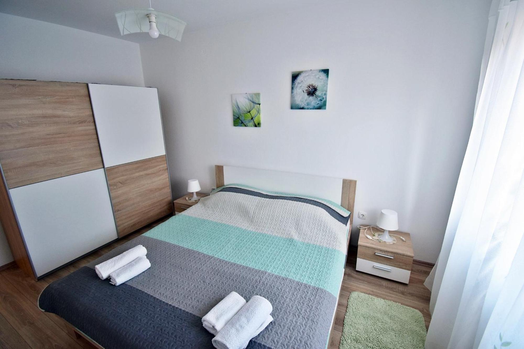 Apartment Navy Near The Beach พูลา ภายนอก รูปภาพ