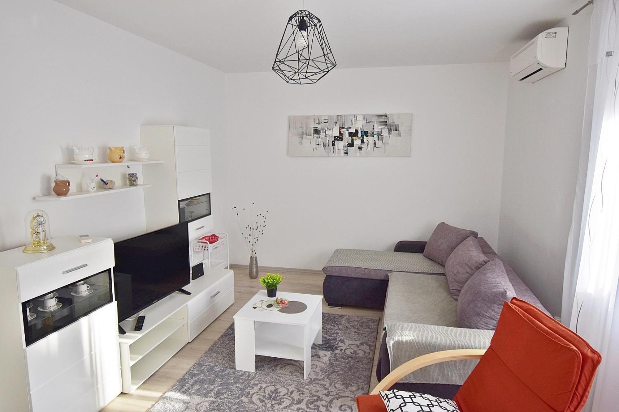 Apartment Navy Near The Beach พูลา ภายนอก รูปภาพ